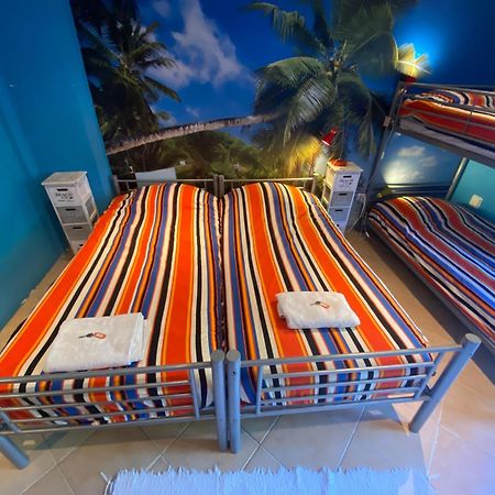 Amazigh Guincho Hostel & Suites Cascais Ngoại thất bức ảnh